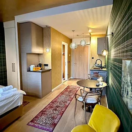 Bw Studio's With Breakfast And Parking