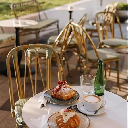 Bw Studio's With Breakfast And Parking 4* Belgrado