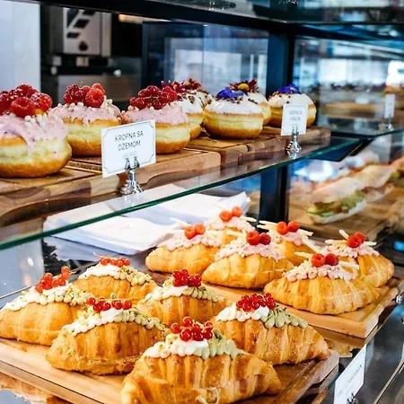 Bw Studio's With Breakfast And Parking Apart-hotel 4*